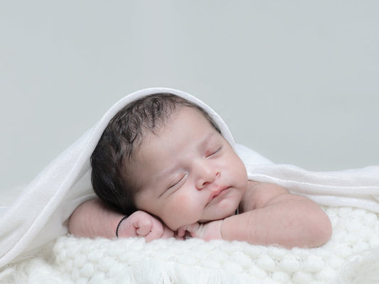The Cradlescapes Guide: Preventing "AC-Scalp" & Promoting Hair Health